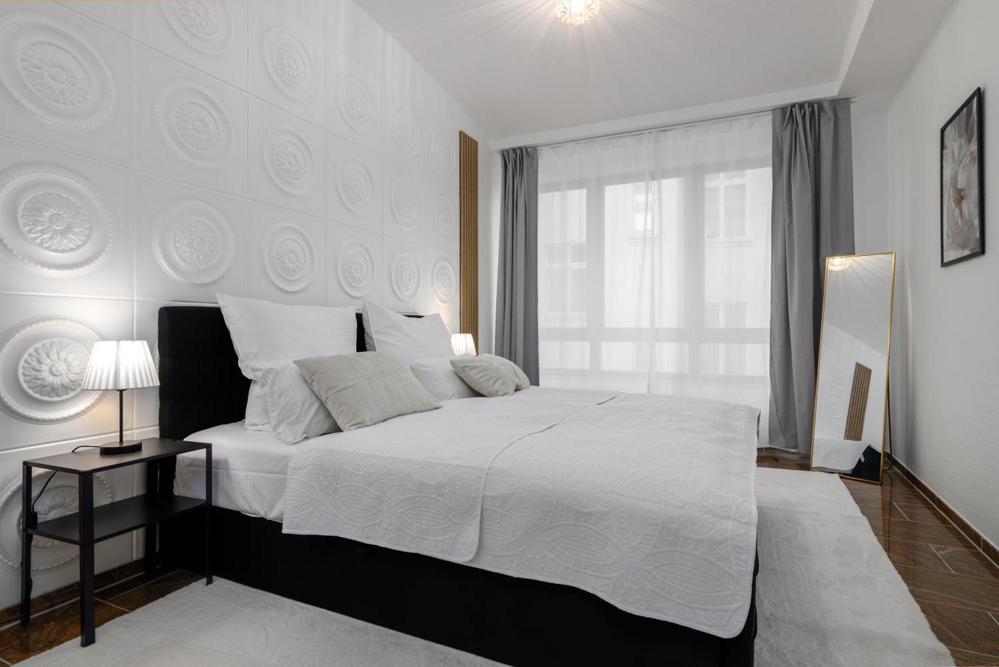 Highlife Apartment One Wiesbaden Wilhelmstrasse Exterior foto
