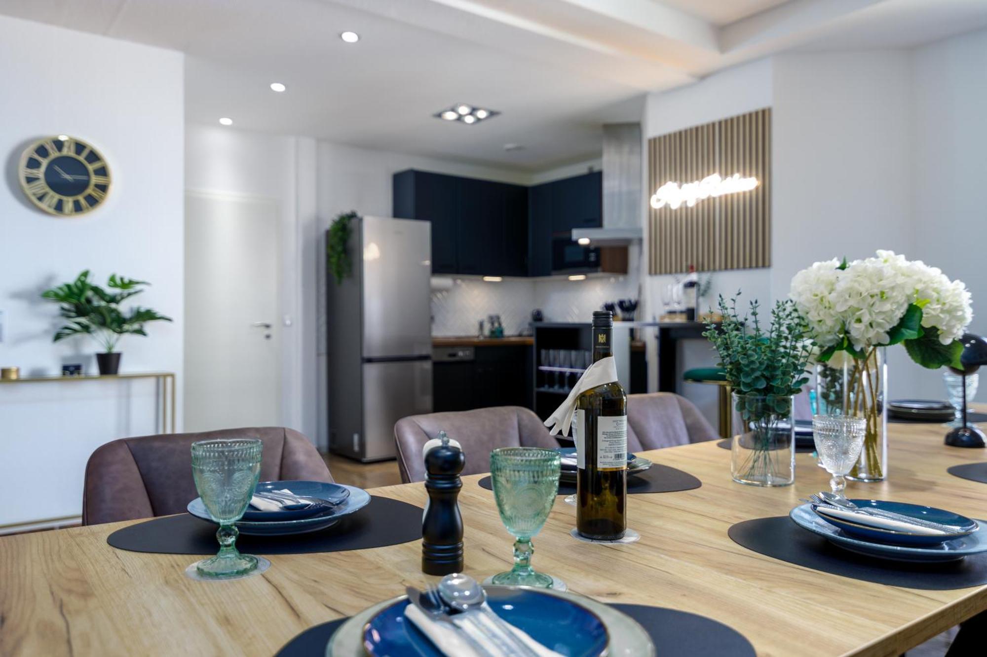 Highlife Apartment One Wiesbaden Wilhelmstrasse Exterior foto