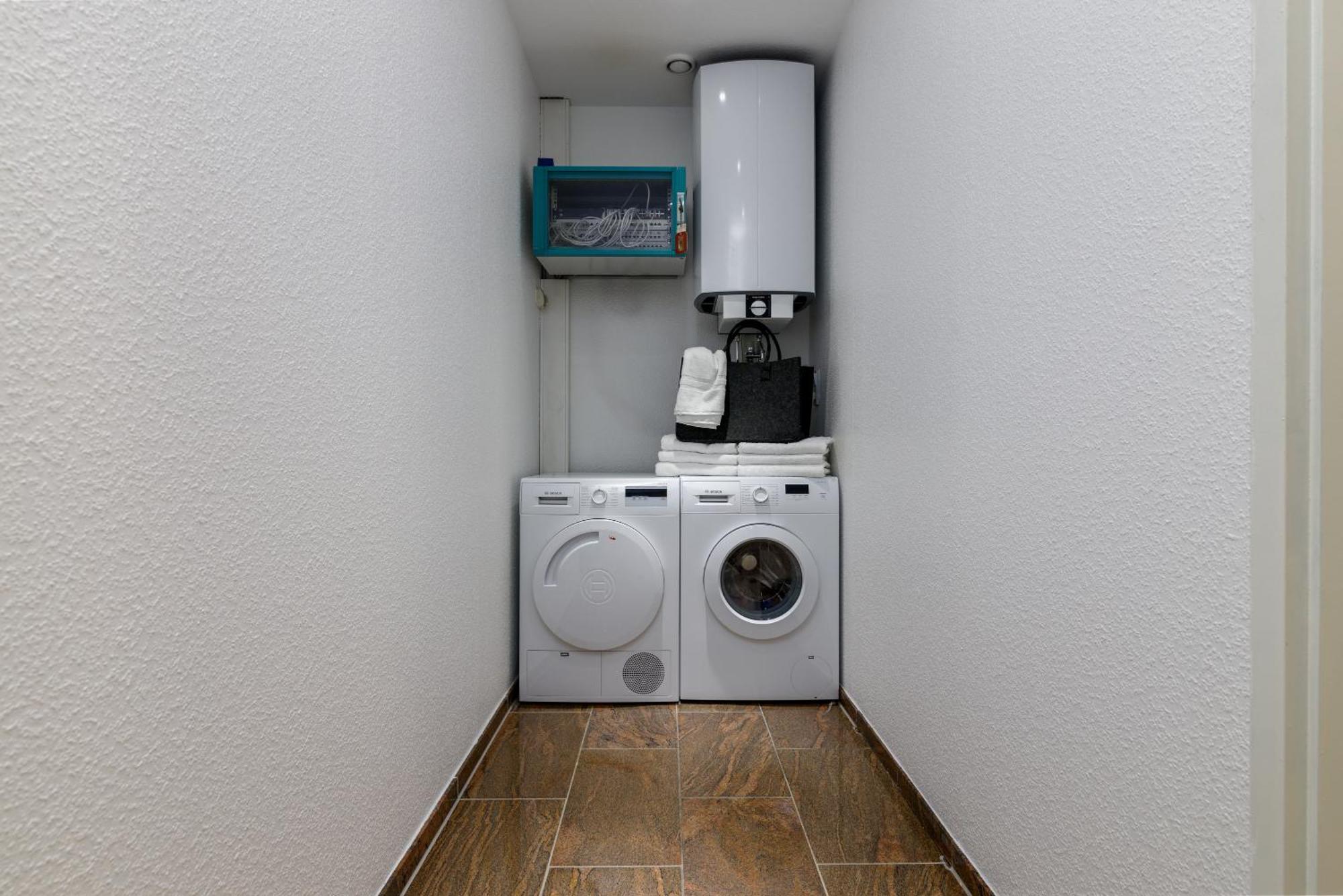 Highlife Apartment One Wiesbaden Wilhelmstrasse Exterior foto